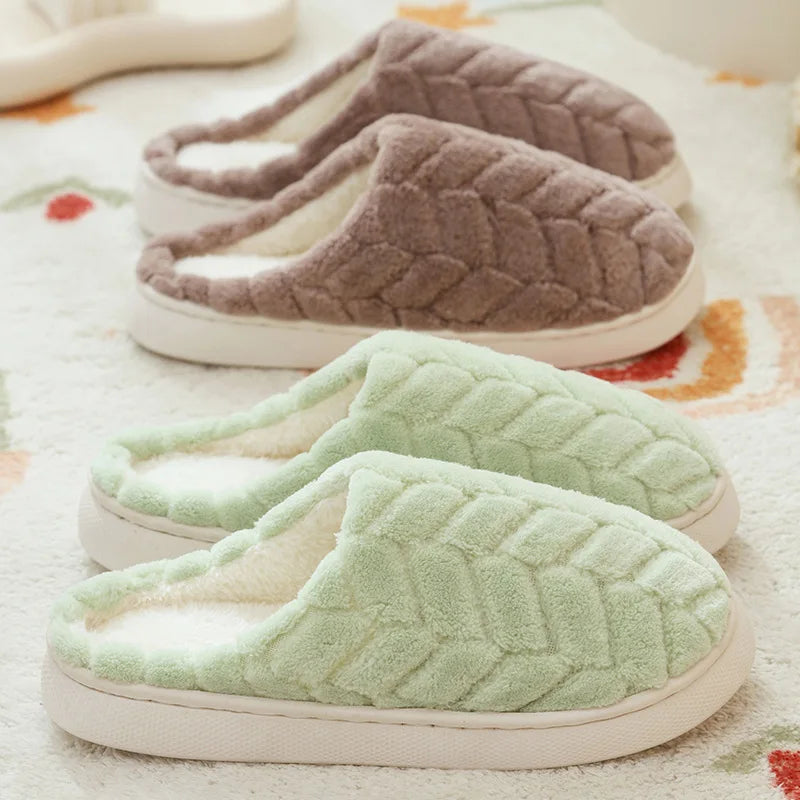 2025 New Winter Slippers - Plush Fleece-Lined House Slides with Thick Non-Slip Sole
