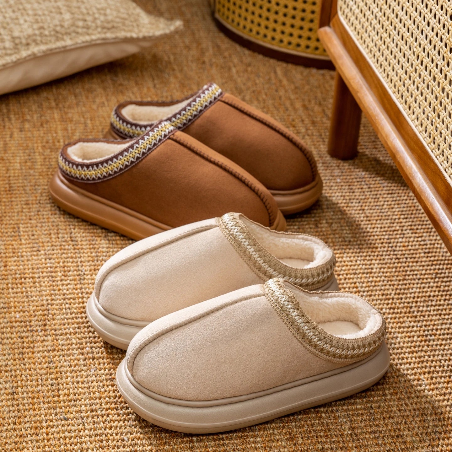 Winter Slippers Plush Fuzzy House Shoes with Thick Non-Slip Sole Cozy Indoor/Outdoor Comfort Slip-On for Home & Casual